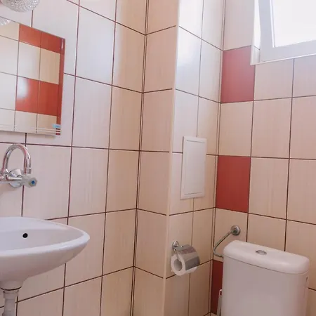 Gæstehus Hronos 3*